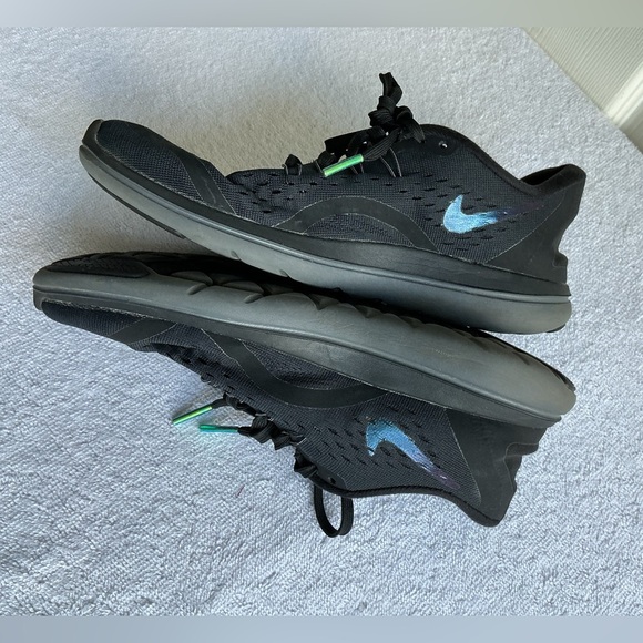 Nike Black and Blue Women's Shoes Sz 7.5 - Picture 5 of 13